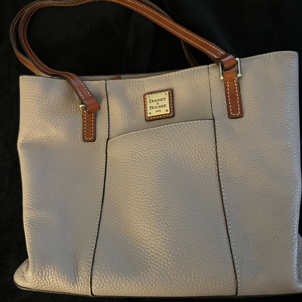 Dooney and Bourke  tote style purse
